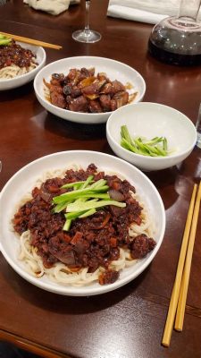  자장면 🍜: 달콤함과 감칠맛이 공존하는 중산의 명물!